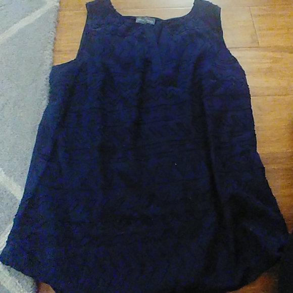 Market & Spruce Tops - Navy tank top